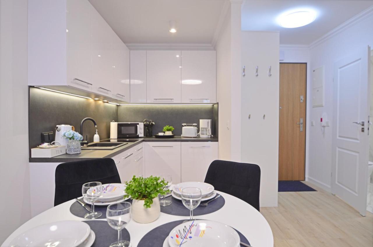 Apartamenty Bryza - Osiedle Sun Towers 38-39, Parking W Garazu Свіноуйсьце Екстер'єр фото
